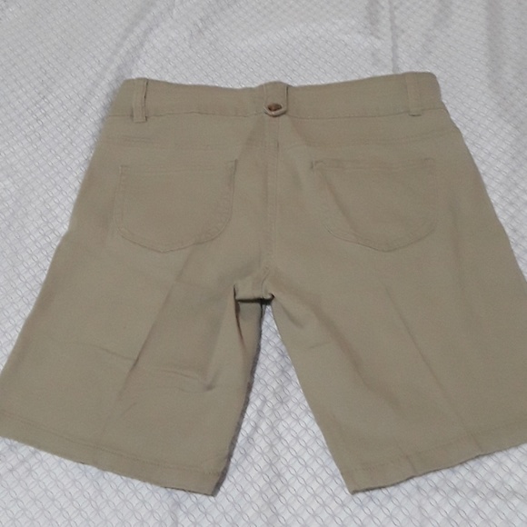 N W/O T, Romi Khaki Shorts - Picture 2 of 5